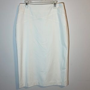 NY&Co 7th Ave ivory pencil skirt